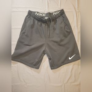Nike Dry Men's Dri-FIT Fleece Fitness Shorts